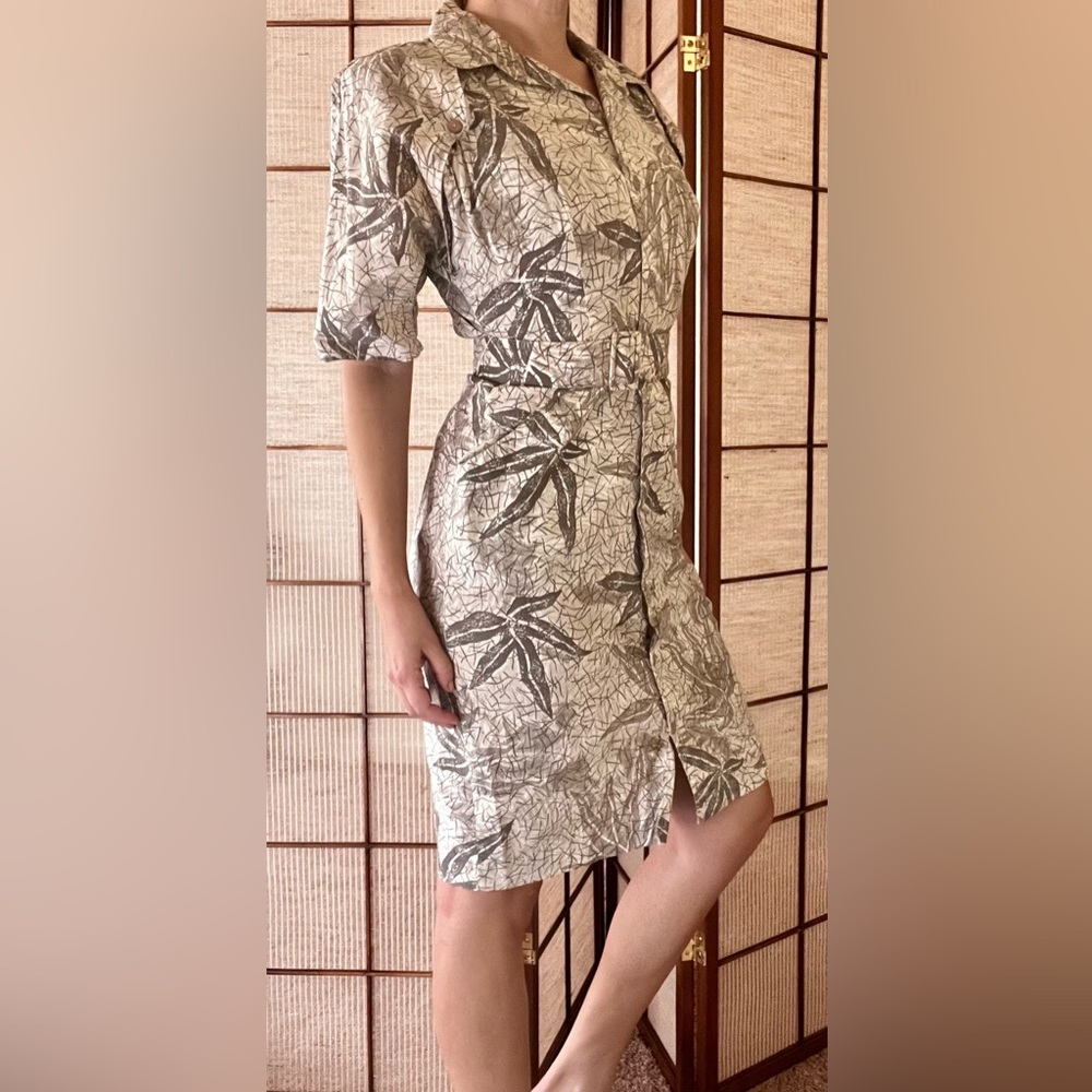 80s vintage David Benjamin khaki leaf pattern belted shirt dress